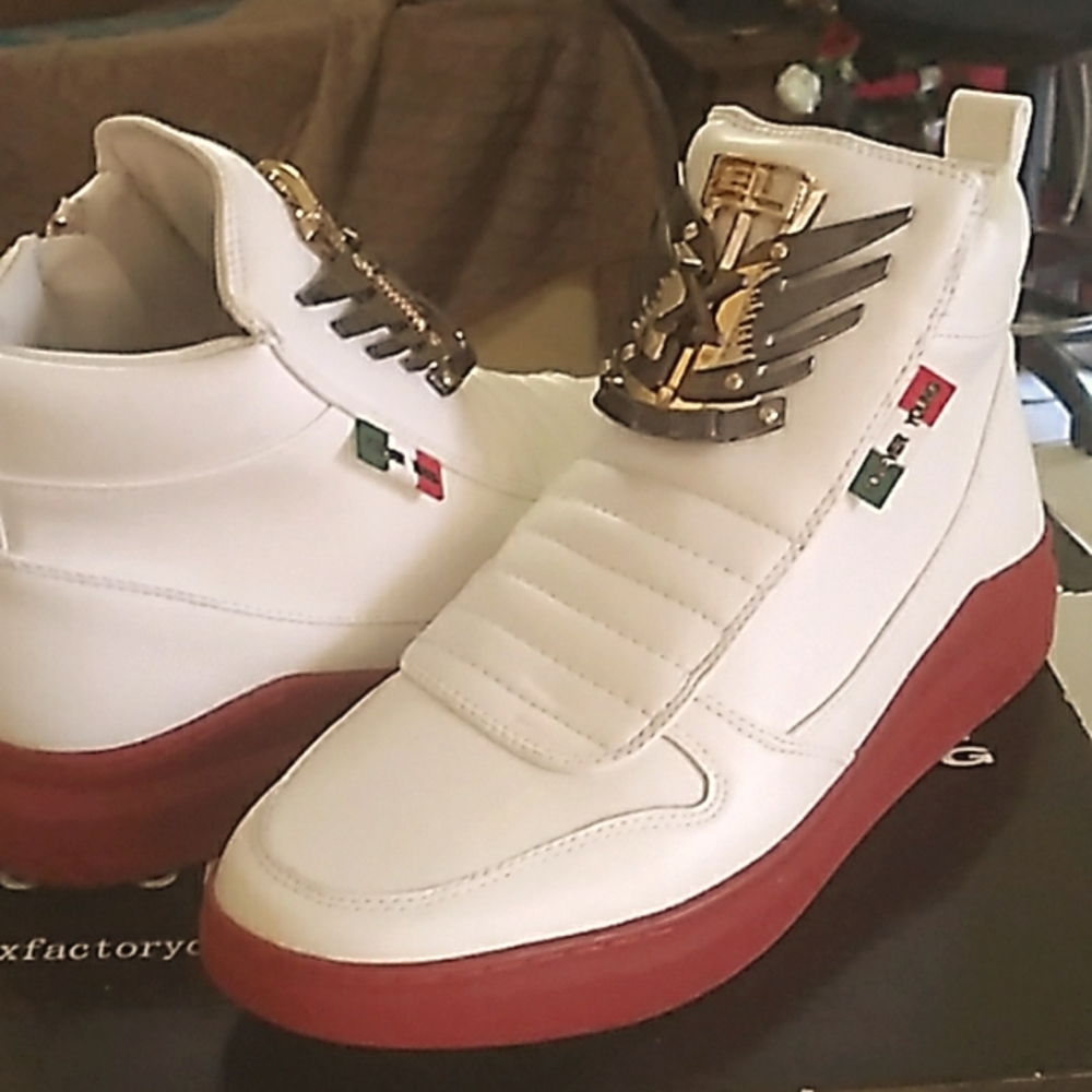 Fashion shoes